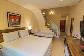 Amora Hotel
