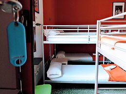 Home Backpackers Valencia by Feetup Hostels