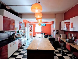 Home Backpackers Valencia by Feetup Hostels