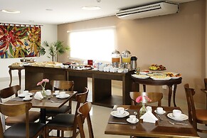 Ipê Center Hotel