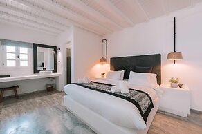 Mr & Mrs White Mykonos