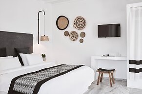 Mr & Mrs White Mykonos