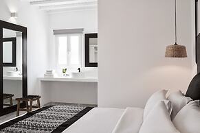 Mr & Mrs White Mykonos