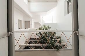 Mr & Mrs White Mykonos