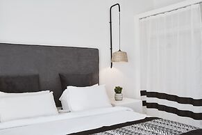 Mr & Mrs White Mykonos