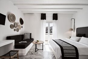 Mr & Mrs White Mykonos