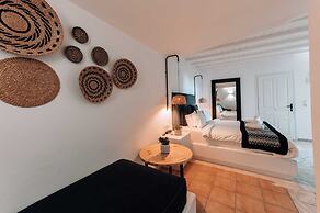 Mr & Mrs White Mykonos