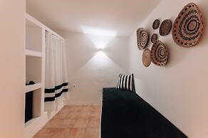 Mr & Mrs White Mykonos