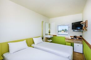 ibis Budget Fawkner