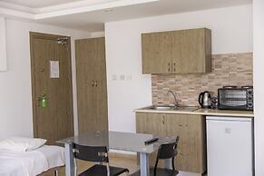 Alecos Hotel Apartments