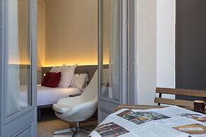 Izaila Plaza Catalunya