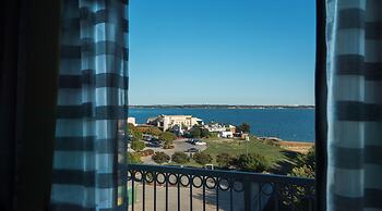 Holiday Inn Express & Suites Garland E - Lake Hubbard I30 by IHG