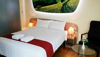 Business Hotel Tomang