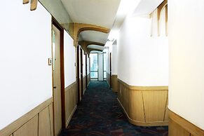 Business Hotel Tomang