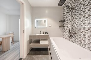 Dom's Residence & Hotel Hanoi