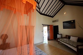 Frangipani Beach Hotel