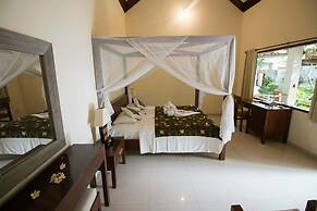 Frangipani Beach Hotel