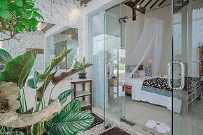 Frangipani Beach Hotel