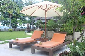 Frangipani Beach Hotel