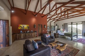 Tamodi Lodge and Stables