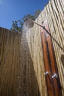 Tamodi Lodge and Stables