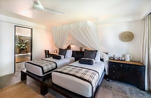 Batu Karang Lembongan Resort & Spa