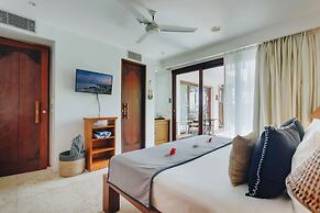 Batu Karang Lembongan Resort & Spa