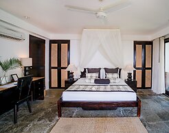 Batu Karang Lembongan Resort & Spa