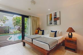 Batu Karang Lembongan Resort & Spa