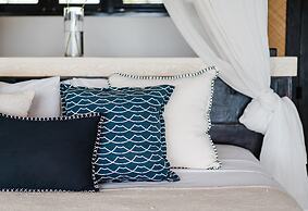 Batu Karang Lembongan Resort & Spa