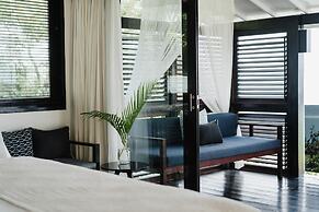 Batu Karang Lembongan Resort & Spa