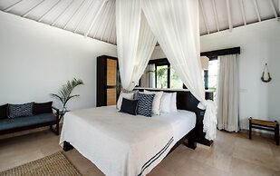 Batu Karang Lembongan Resort & Spa