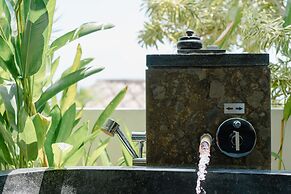 Batu Karang Lembongan Resort & Spa