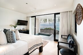 Batu Karang Lembongan Resort & Spa