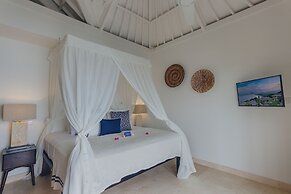 Batu Karang Lembongan Resort & Spa