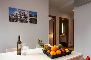 Via Augusta Apartments