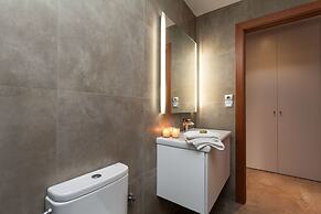 Via Augusta Apartments