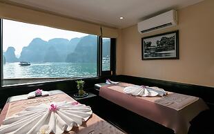 Pelican Halong Cruise