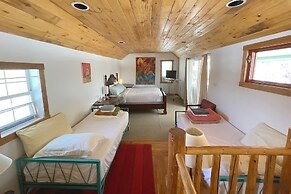 SnowMansion Taos Adventure Lodge