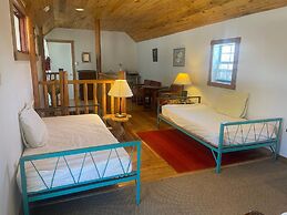 SnowMansion Taos Adventure Lodge