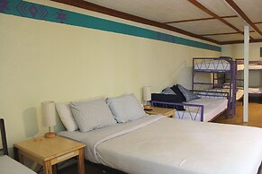 SnowMansion Taos Adventure Lodge