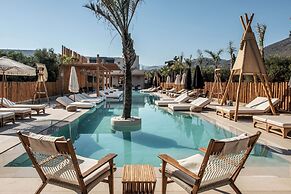 Indigo Suites Collection Adults Only.