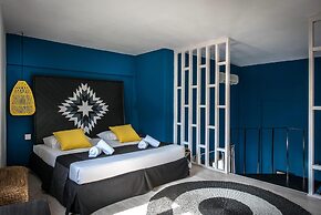 Indigo Suites Collection Adults Only.