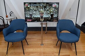 Browns Central Hotel