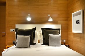 Browns Central Hotel