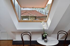 Browns Central Hotel