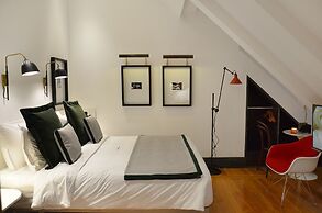 Browns Central Hotel