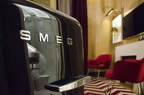 Browns Central Hotel