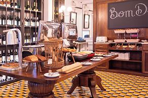 Browns Central Hotel