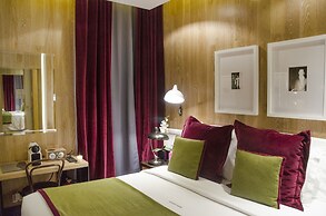 Browns Central Hotel